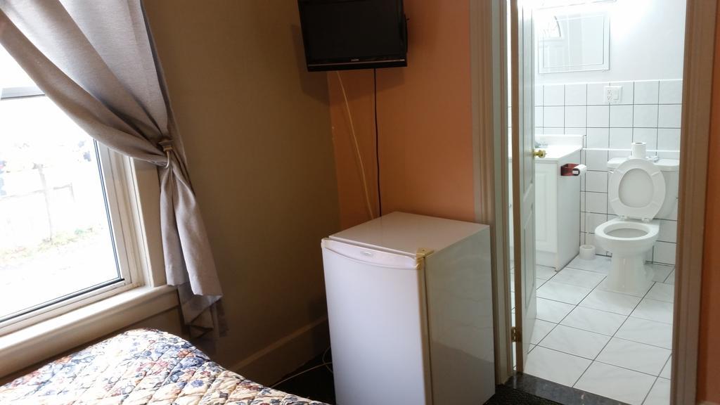 A Voyageur'S Guest House Ottawa Ngoại thất bức ảnh